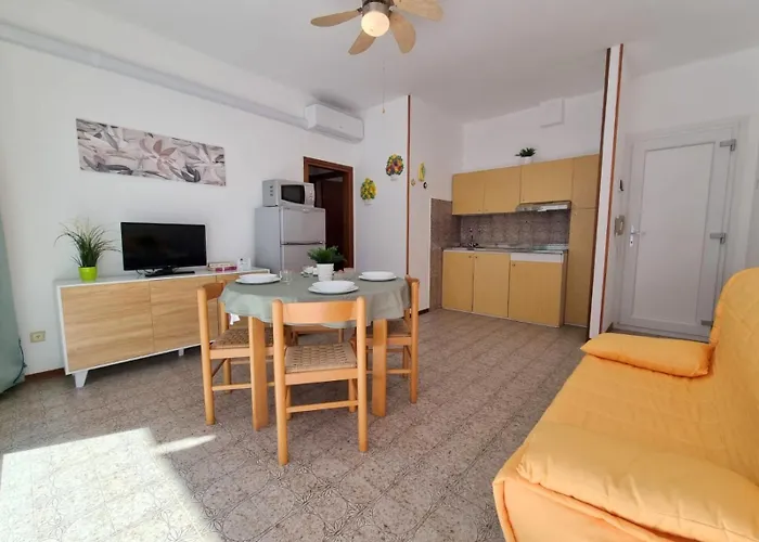 アパート Primavera 2-1 *