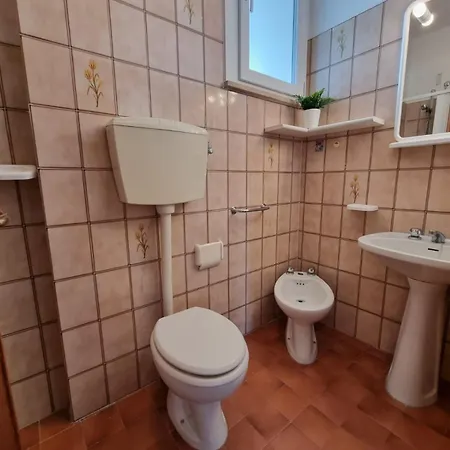 Apartment Primavera 2-1 *